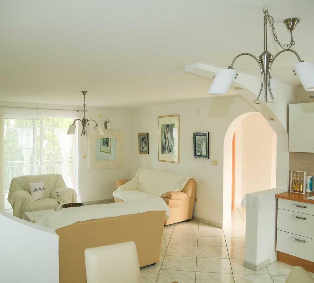 Adrian-Apartments-51511-Malinska-Otok-Krk Primorska 21 Bagian luar foto